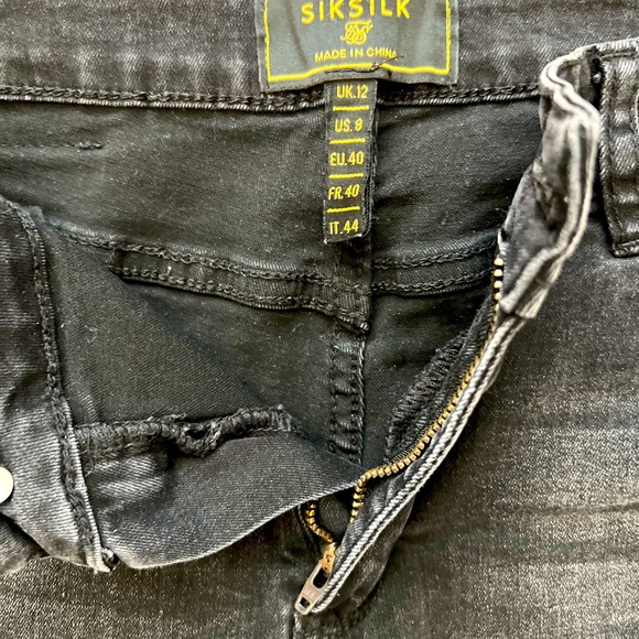 Jeans - Picture 3 of 3